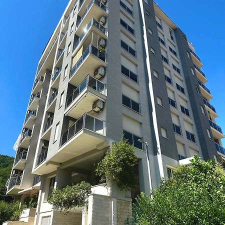 Square Inn Будва Екстер'єр фото
